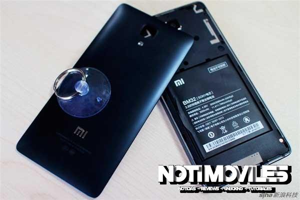 Quitar la Tapa Trasera del Xiaomi Mi4 es súper fácil!