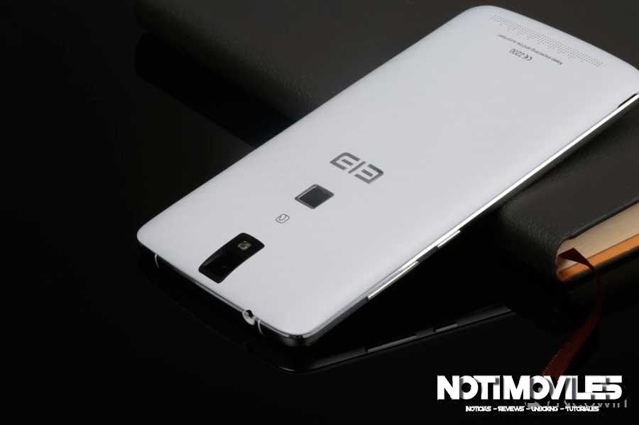 Elephone P8000 con 3 GB RAM, Procesador MT6753 y Batería de 4200 mAh Elephone P8000, 3 GB RAM, MT6753 4200 mAh