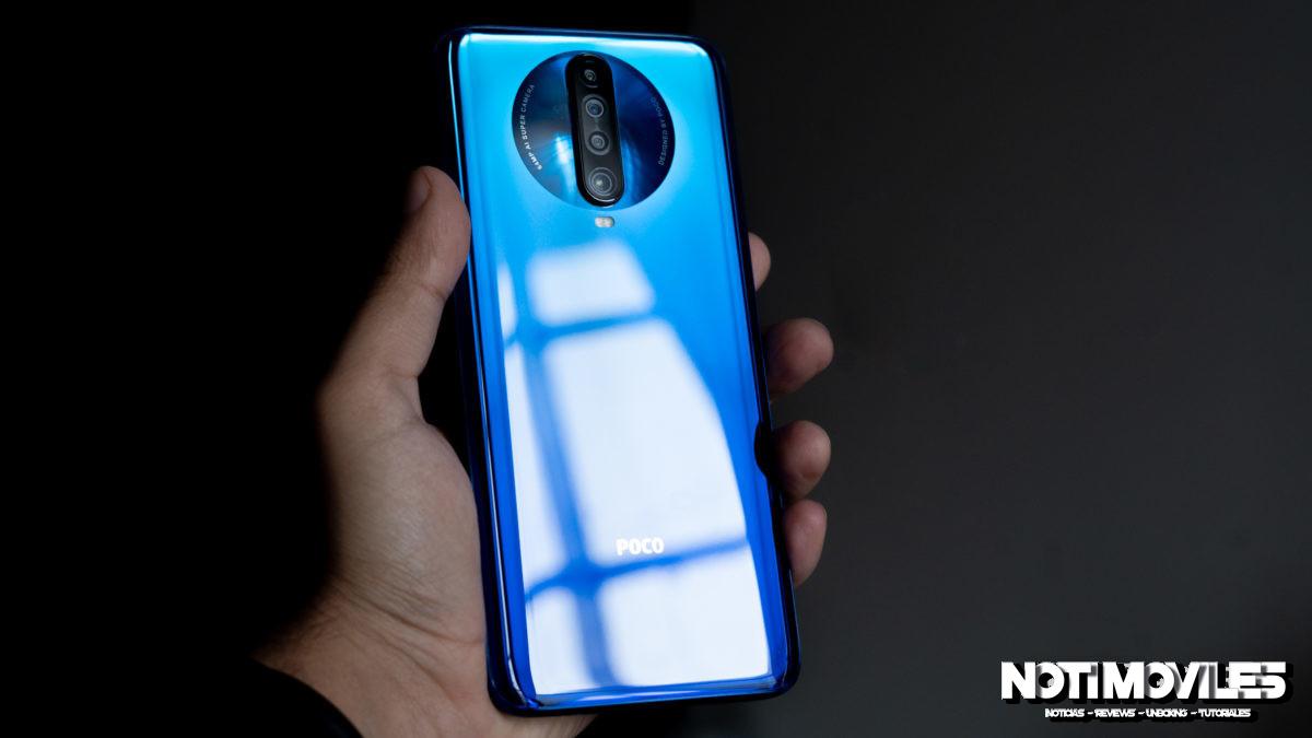 Un teléfono con cámara cuádruple de 120Hz por menos de $ 250