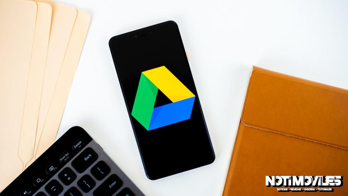 Google-Drive-logo-on-smartphone-stock-photo-3-1200x675.jpg